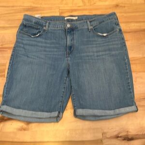 Levi’s Women’s Plus Size Classic Bermuda Denim Jean Shorts